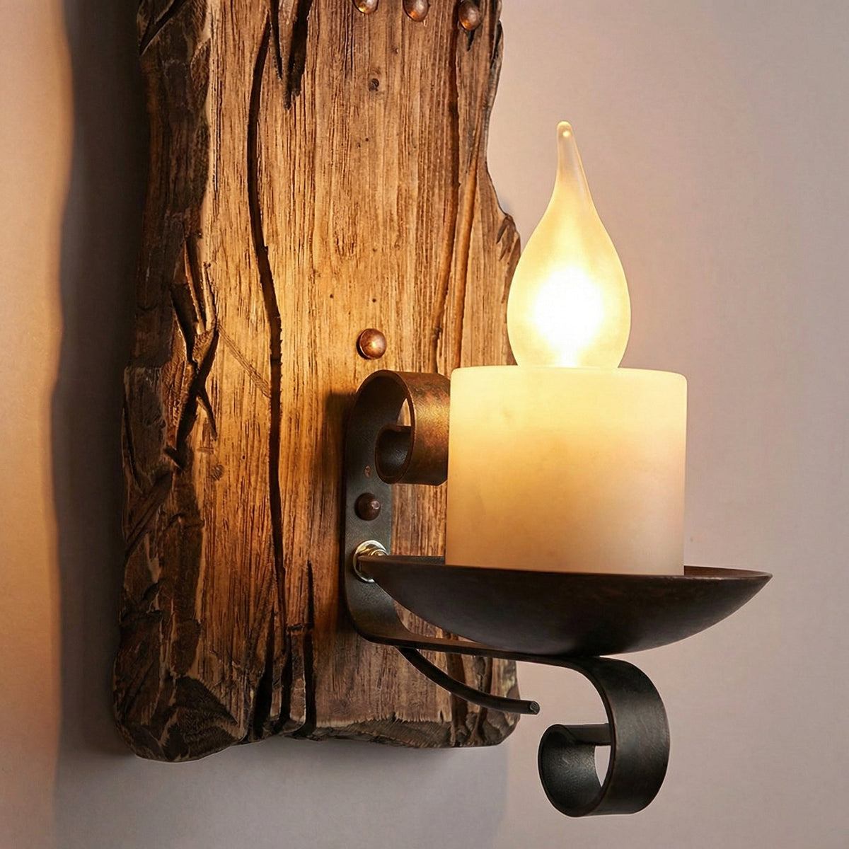 Retro-Inspired Wall Light Fixture