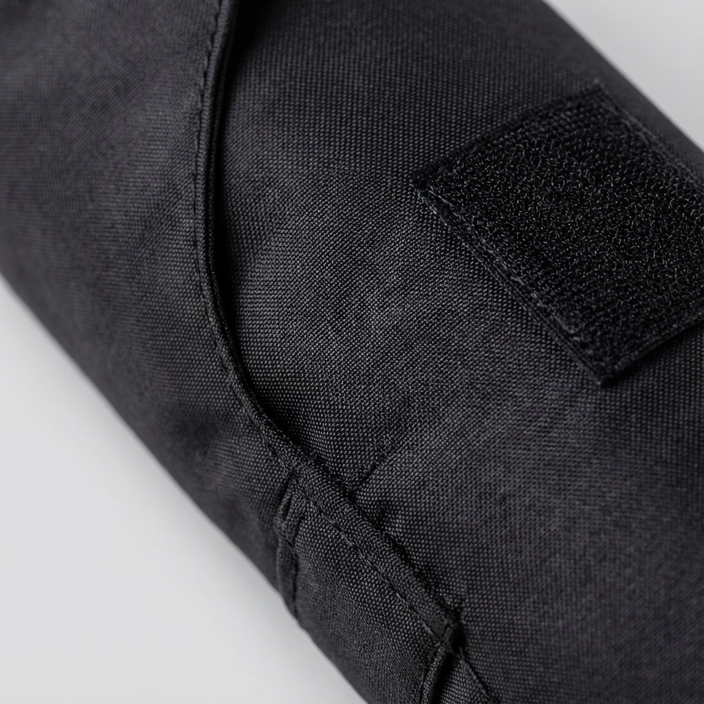 Compact Travel Umbrella – Water-Resistant Design