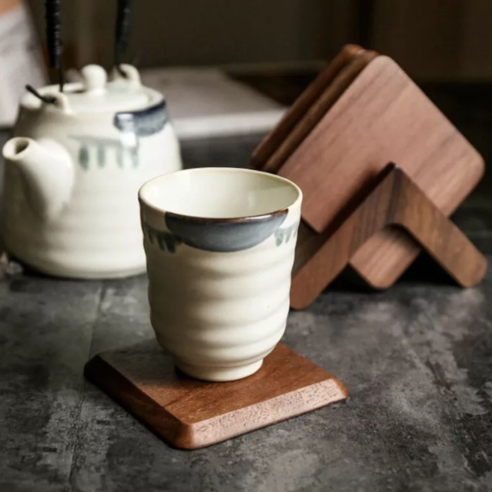 Elegant Wooden Coaster Collection with Stylish Holder - 6 Pieces