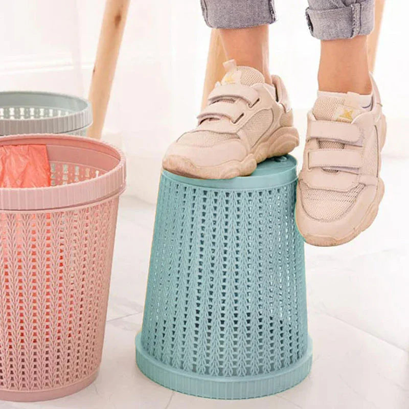 Smart Sensor Trash Can for Effortless Waste Management