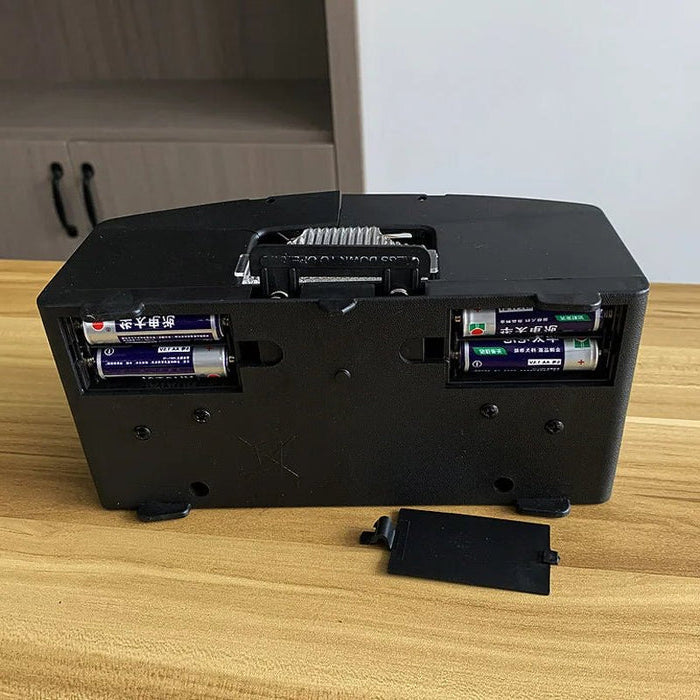 Effortless Card Shuffling Device with Versatile Power Options