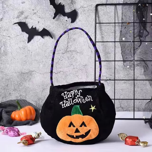 Cheerful Pumpkin-Shaped Treat Bag for Halloween Fun
