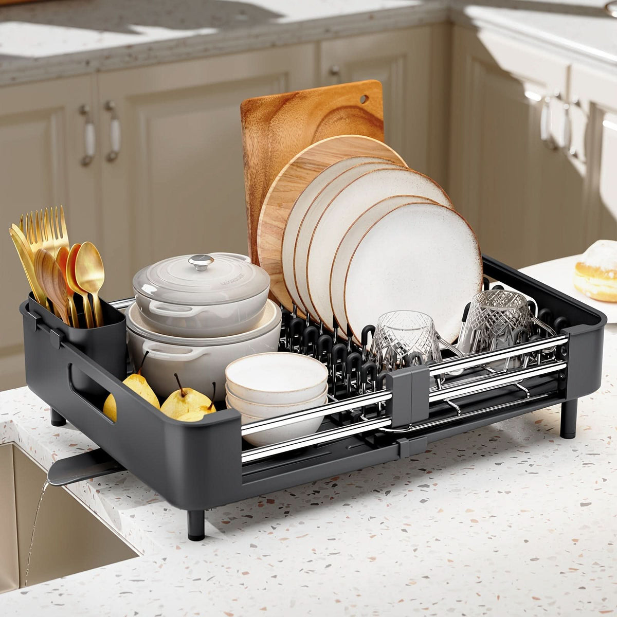 FlexiDry – Adjustable Dish Rack with Smart Drainage