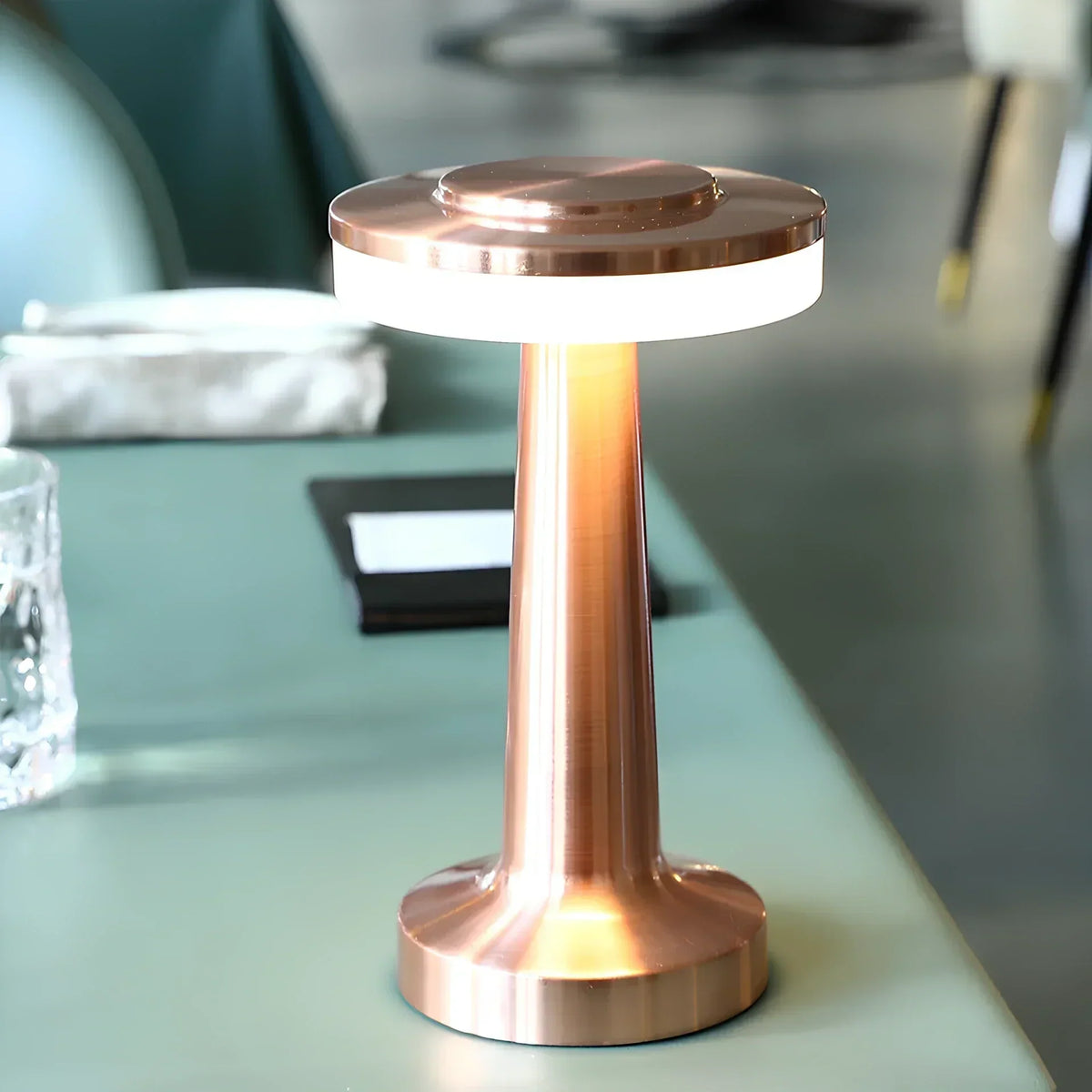 Vintage Style Cordless Table Lamp - Retro Design