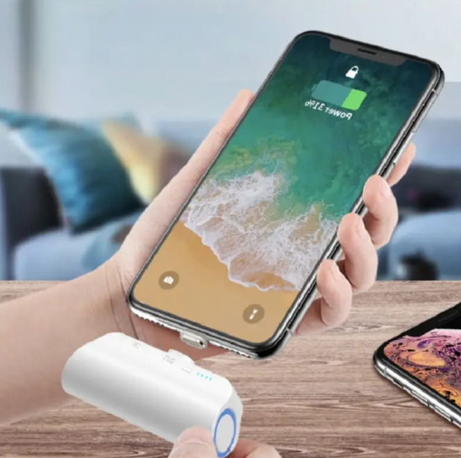Compact Magnetic Charger with 5000mAh Power