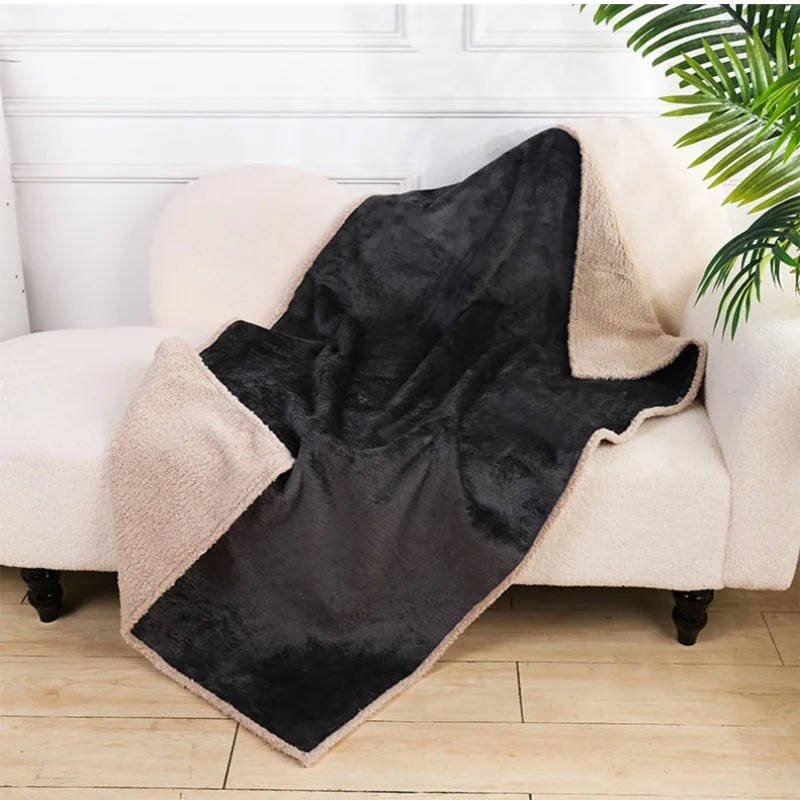 Ultimate Cozy Pet Blanket for All Seasons