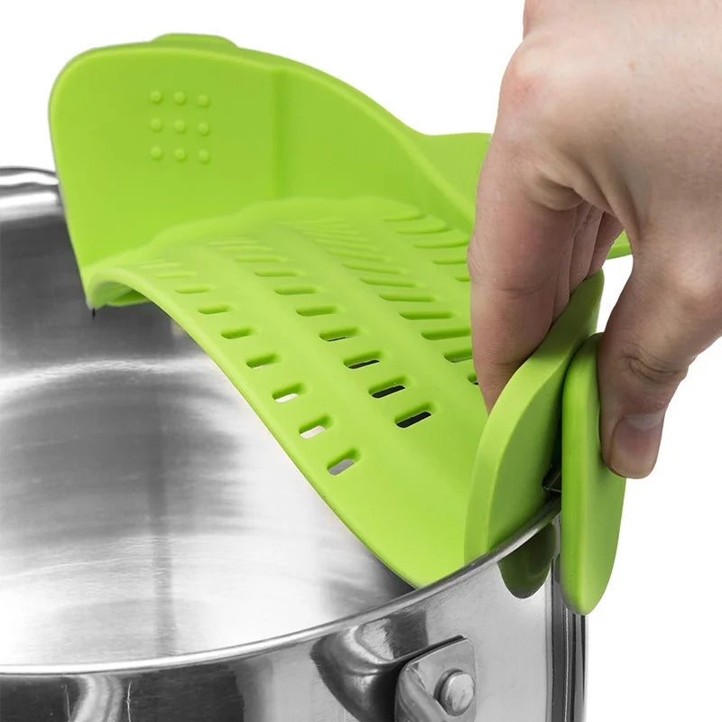 SmartClip Silicone Pot Strainer – Effortless Draining Solution