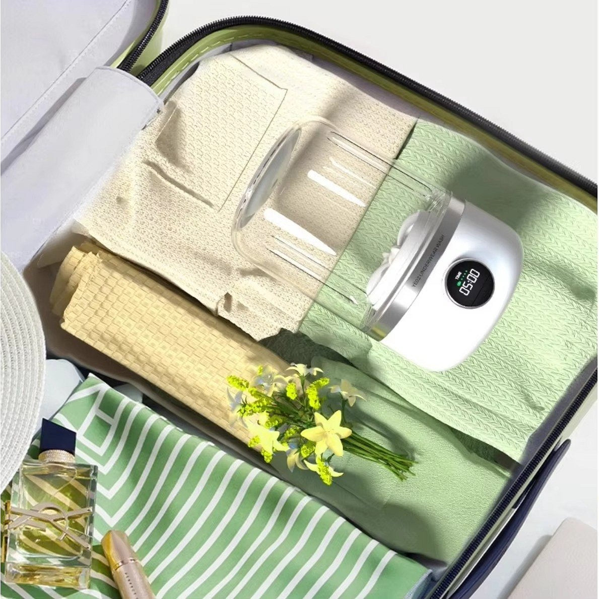 Compact Cordless Laundry Assistant