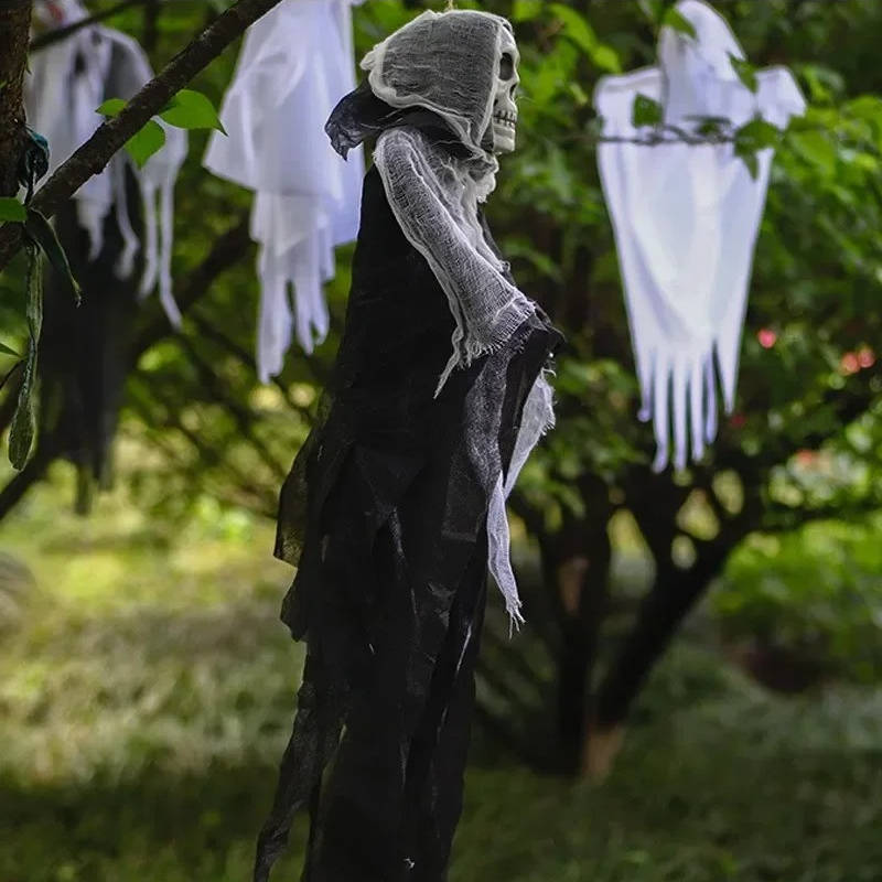 Chilling Hanging Specter Decorations with Skull Faces