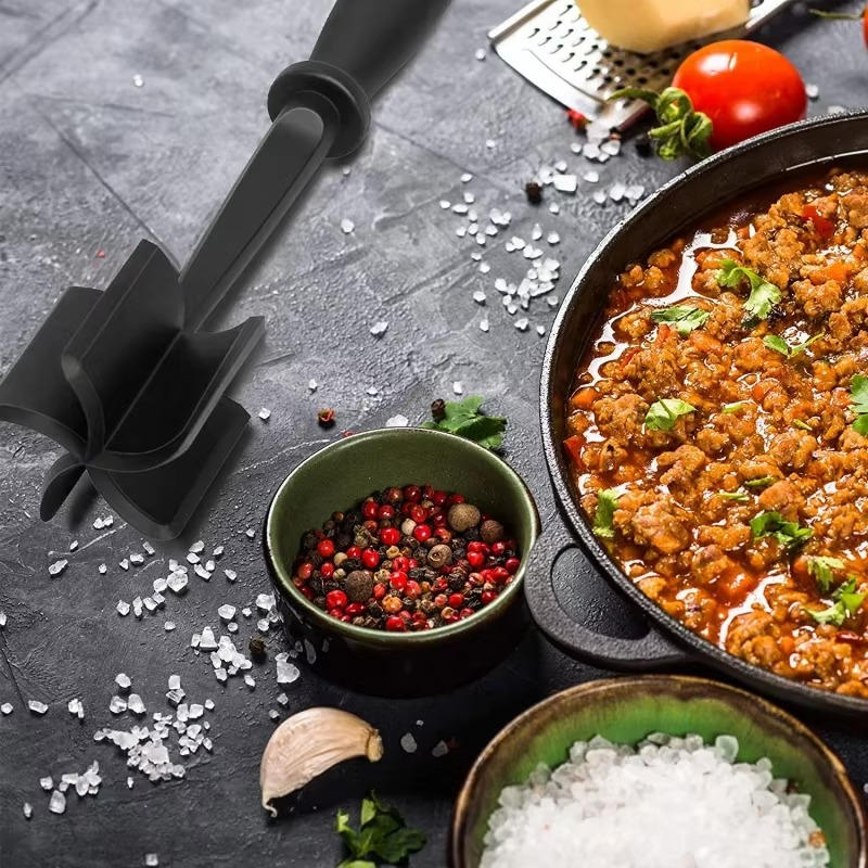 Versatile Meat Smasher with High-Heat Resilience