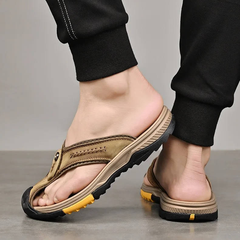 Lightweight Water-Resistant Closed-Toe Sandals for Men