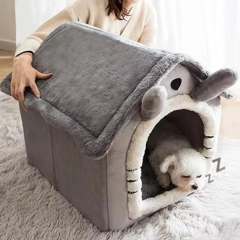 Cozy Indoor Cat Retreat with Bear Ears Design