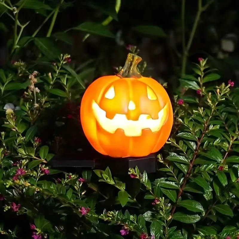 Enchanting Pumpkin Pathway Illuminators for Halloween