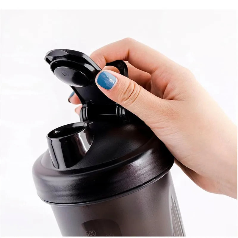 600ml No-Spill Protein Mixer Bottle with Blend Ball
