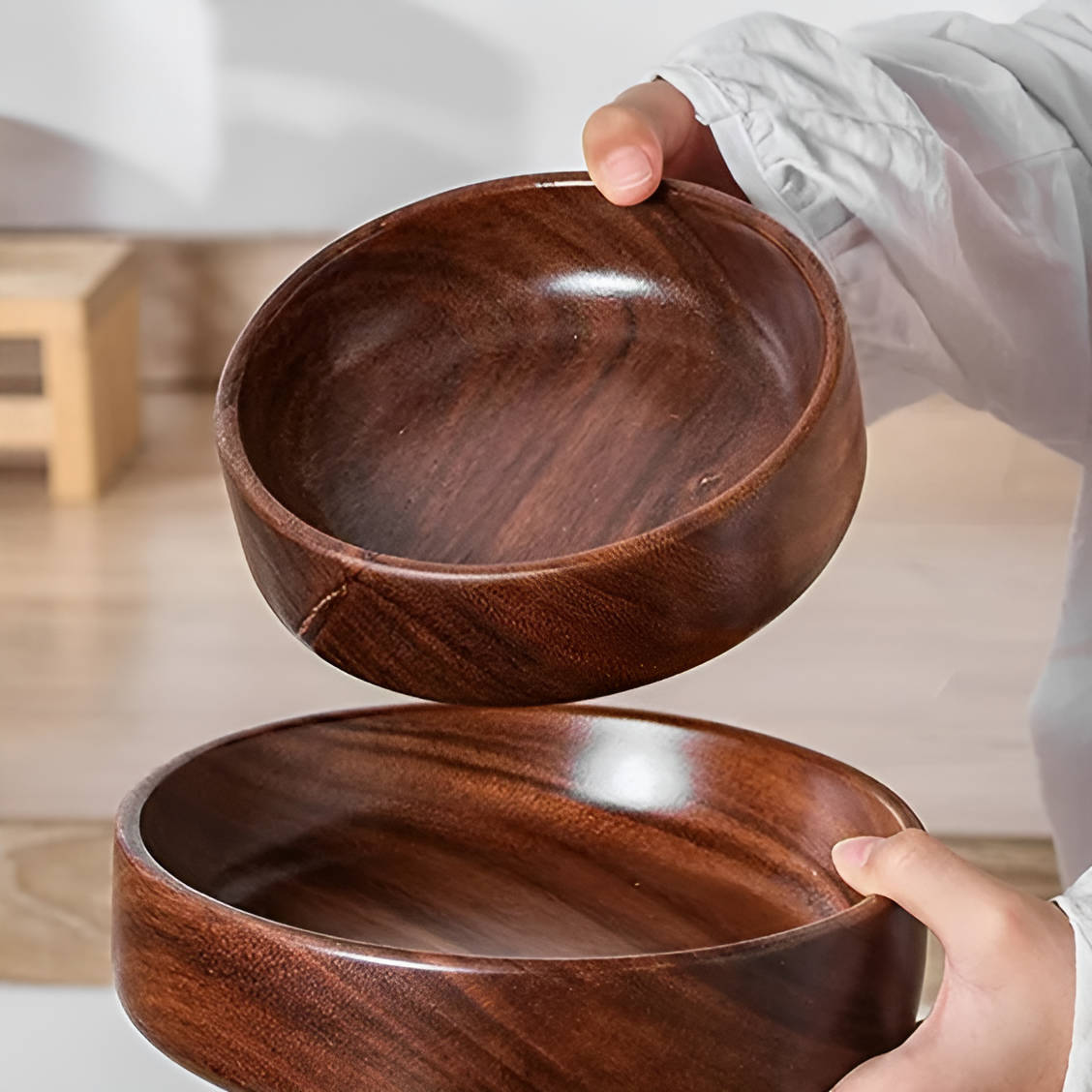Elegant Walnut Serving Bowl for Every Occasion