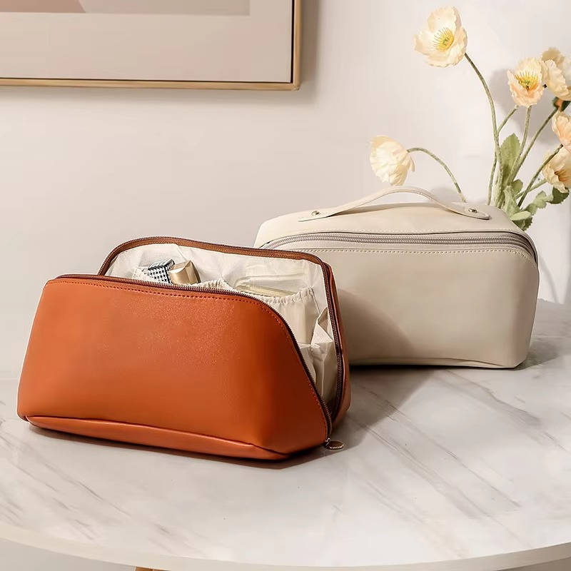 Chic Organizer Pouch for Beauty Essentials