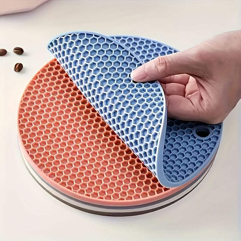 SafeGrip – Versatile Heat-Resistant Silicone Mats Set