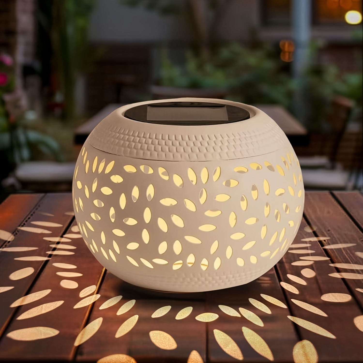 EcoBright – Solar Motion-Activated Outdoor Table Lamp