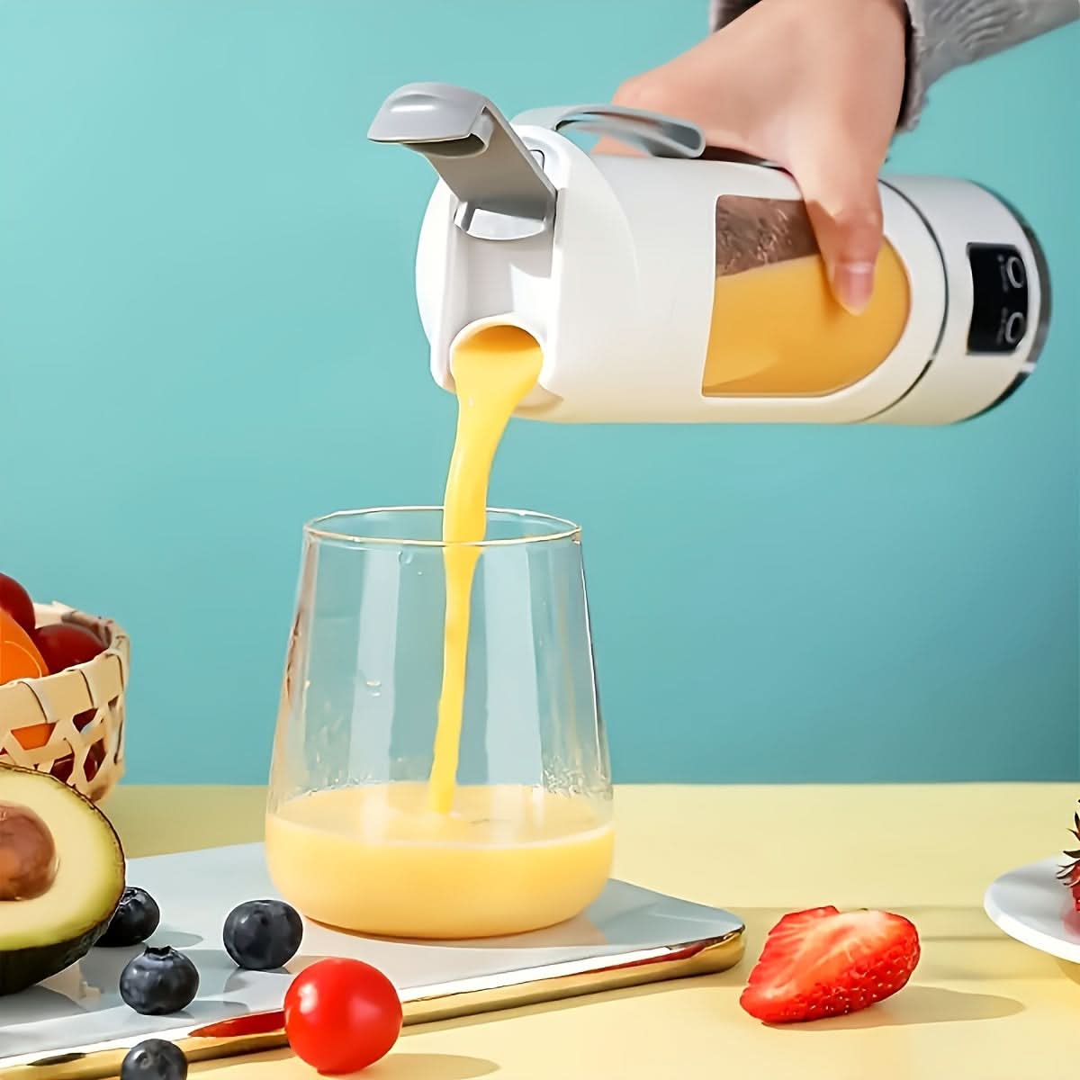 FreshWave – Cordless Blender for Juices and Smoothies