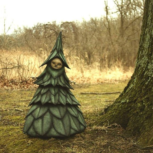 Mystical Guardians – Enigmatic Witch Figurines for Halloween
