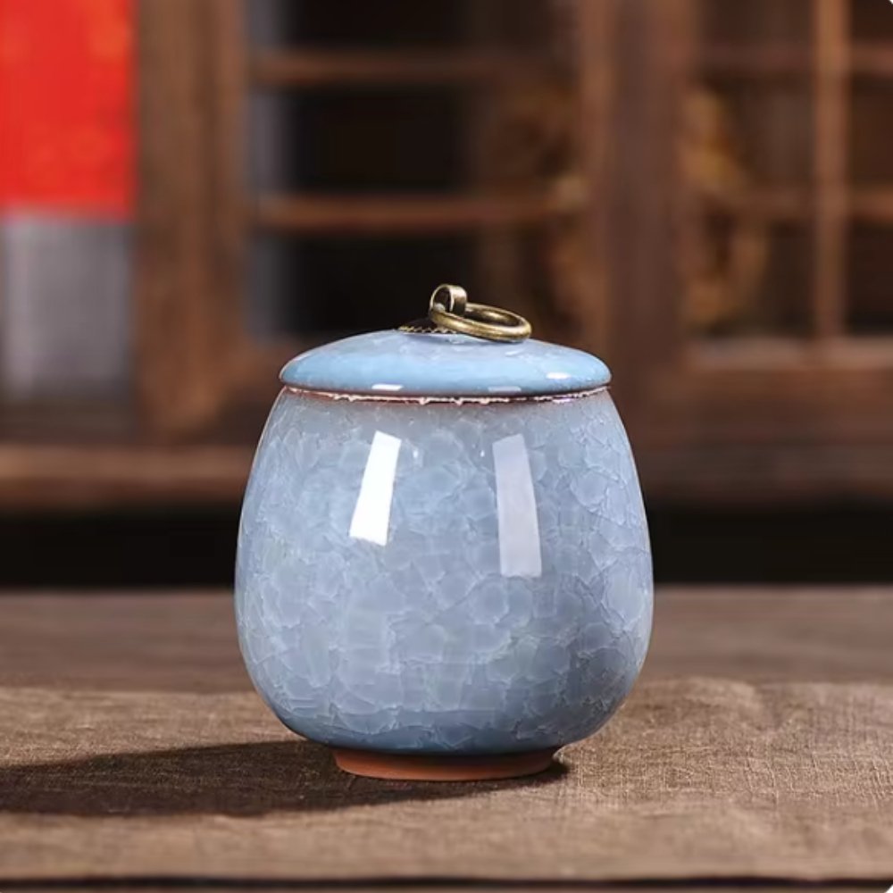 Artisan Ceramic Pet Keepsake Urn – Heartfelt Tribute for Pets