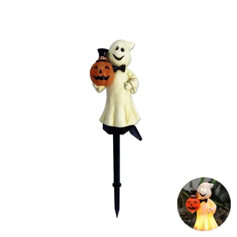 Enchanting Solar-Powered Pumpkin Lantern for Halloween
