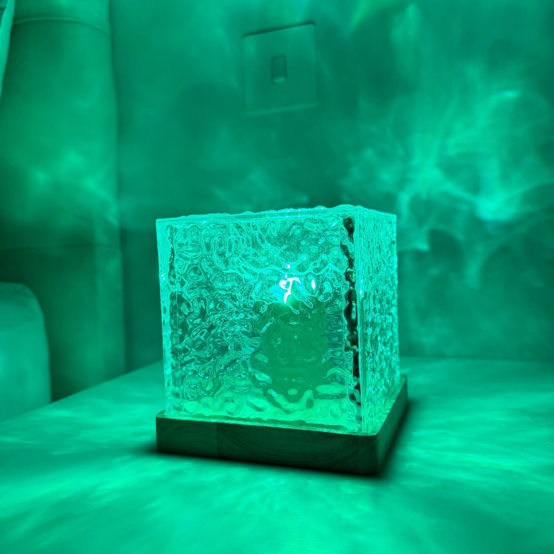Prisma Lamp - Borealis Cube Design