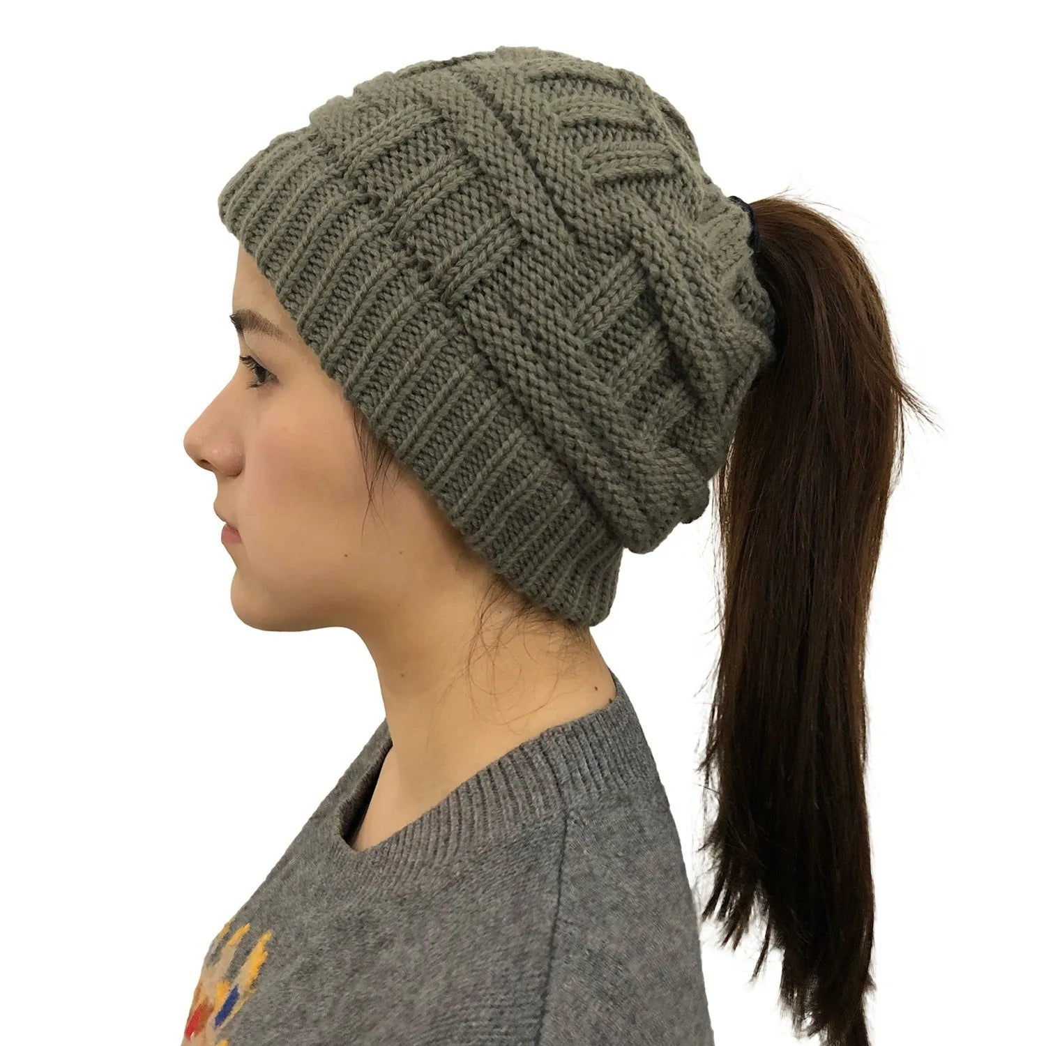 Chic Winter Knit Beanie for Ponytails - Stylish & Cozy