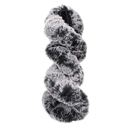 Fuzzy Comfort Steering Wheel Wrap – 15-Inch Winter Cozy Cover