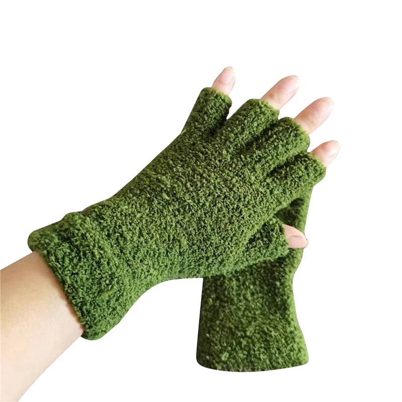 Cozy Knit Half Finger Warmers for Winter Comfort