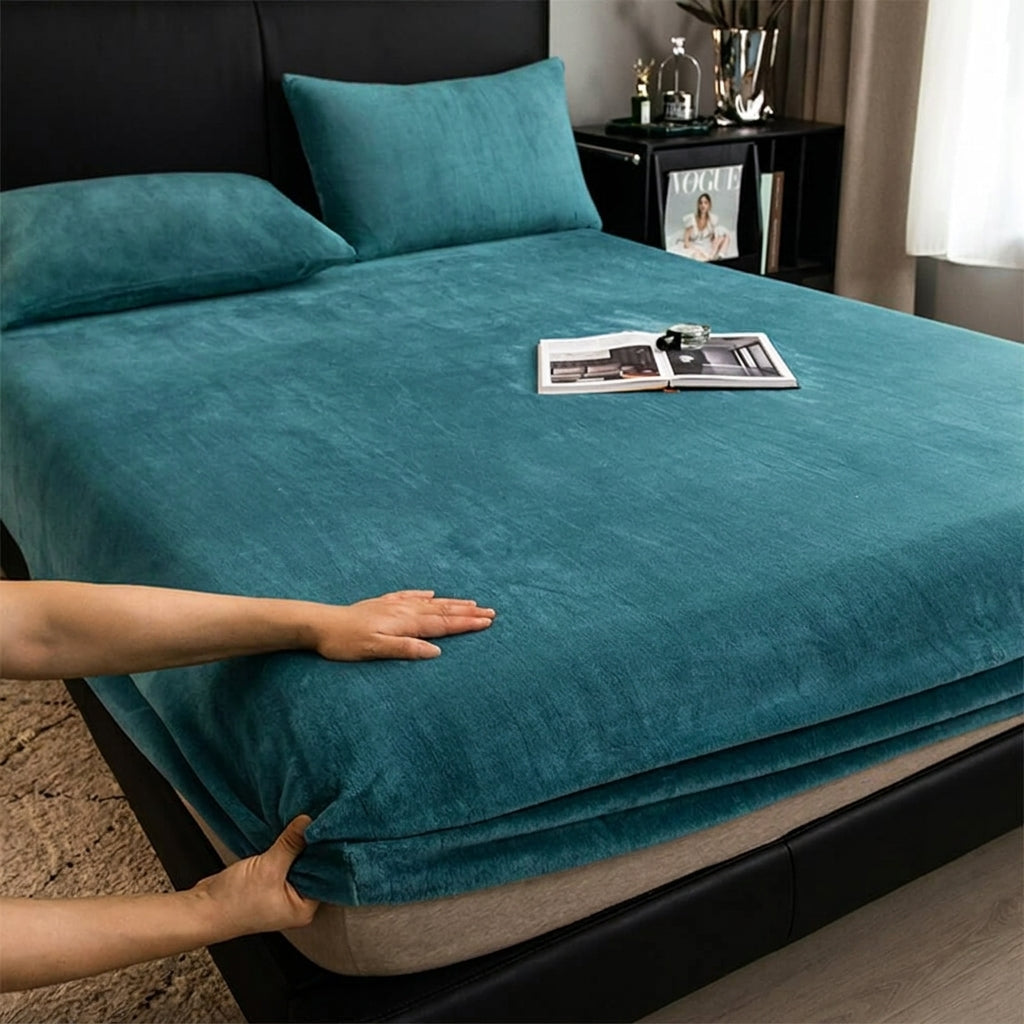 Luxurious Plush Fitted Sheet Set - Soft and Hypoallergenic Bedding