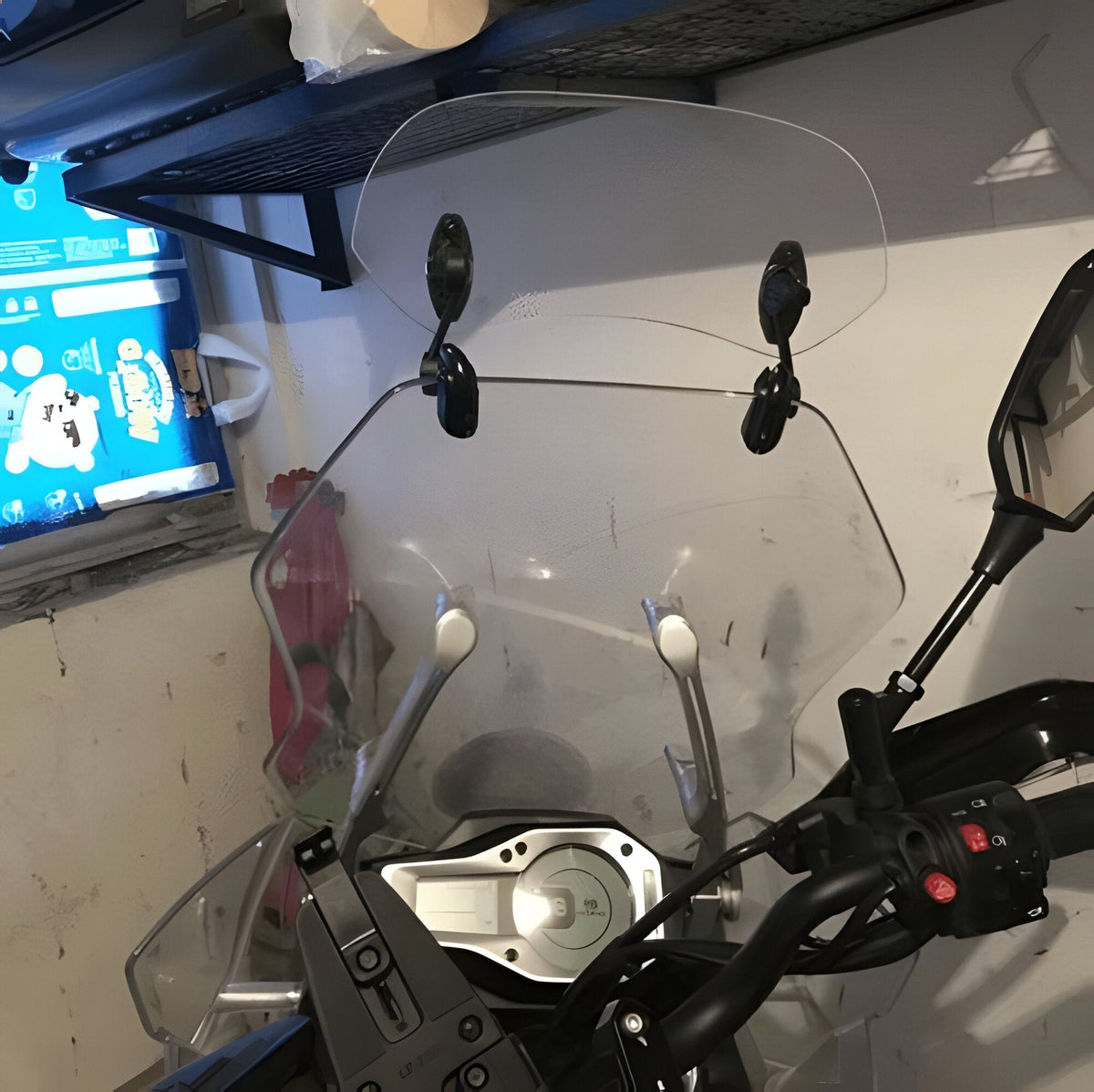 Enhanced Motorcycle Windshield Extension for Ultimate Comfort