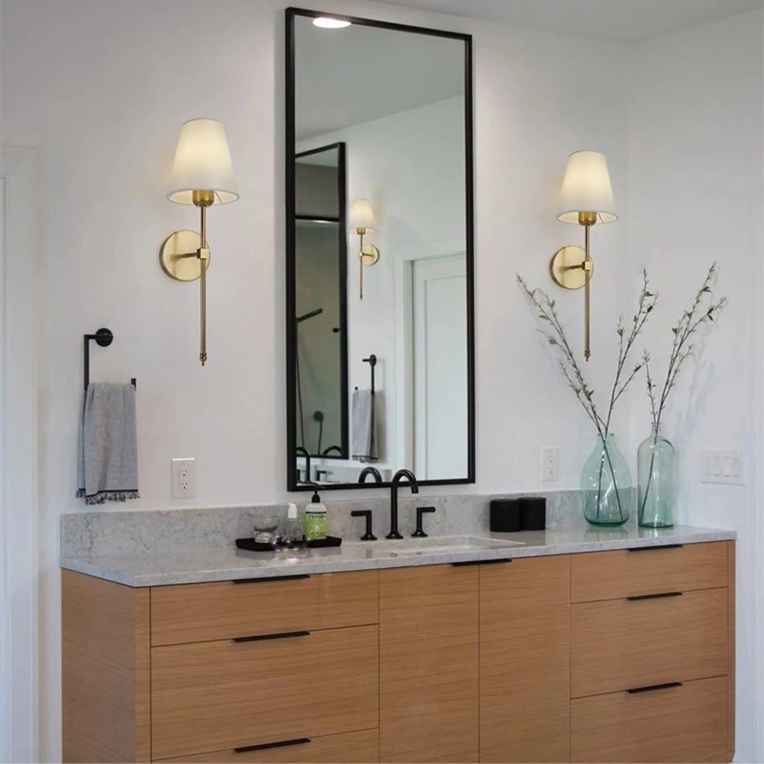 Cordless LED Wall Lamps for Effortless Lighting