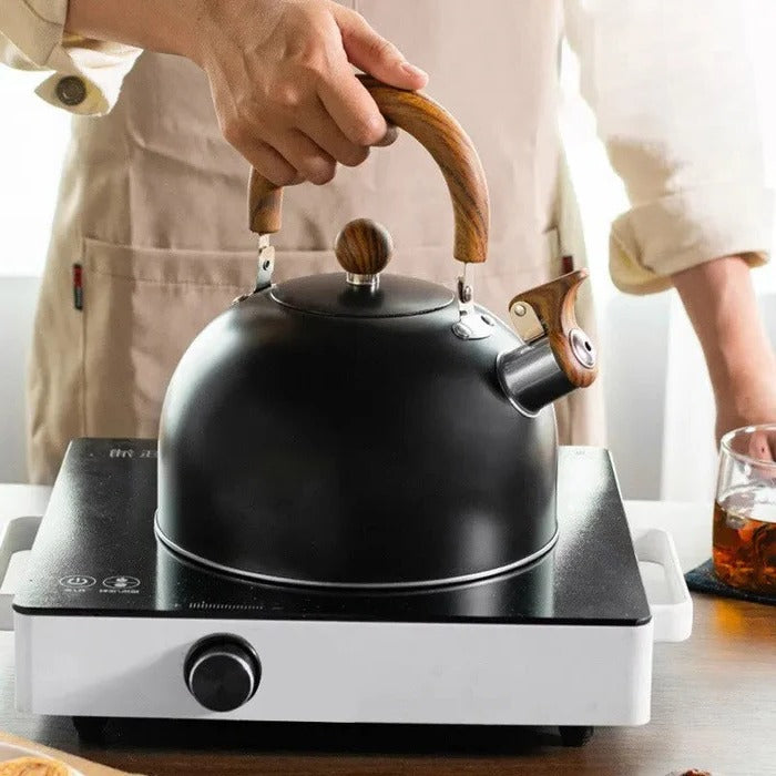 Efficient Whistling Kettle for Quick Beverage Brewing