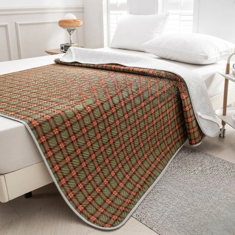 Temperature-Controlled Mattress Protector for All Seasons