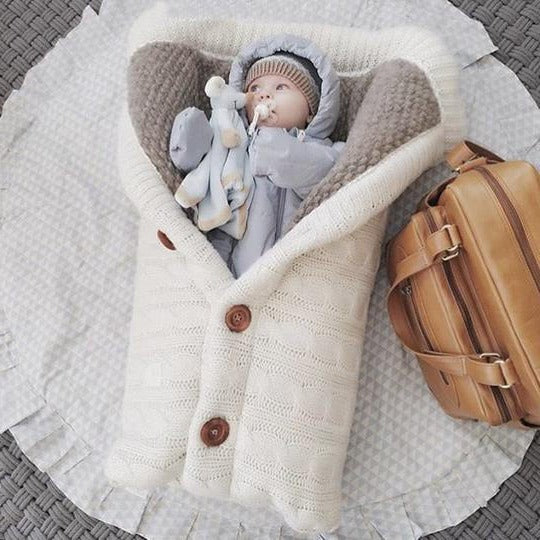 SnuggleNest Baby Wrap – Lightweight Fleece & Linen Cover, 27.6" × 15.7" Stroller Blanket