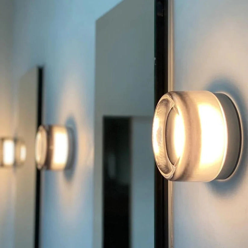 Chic Glass LED Wall Light for Elegant Illumination