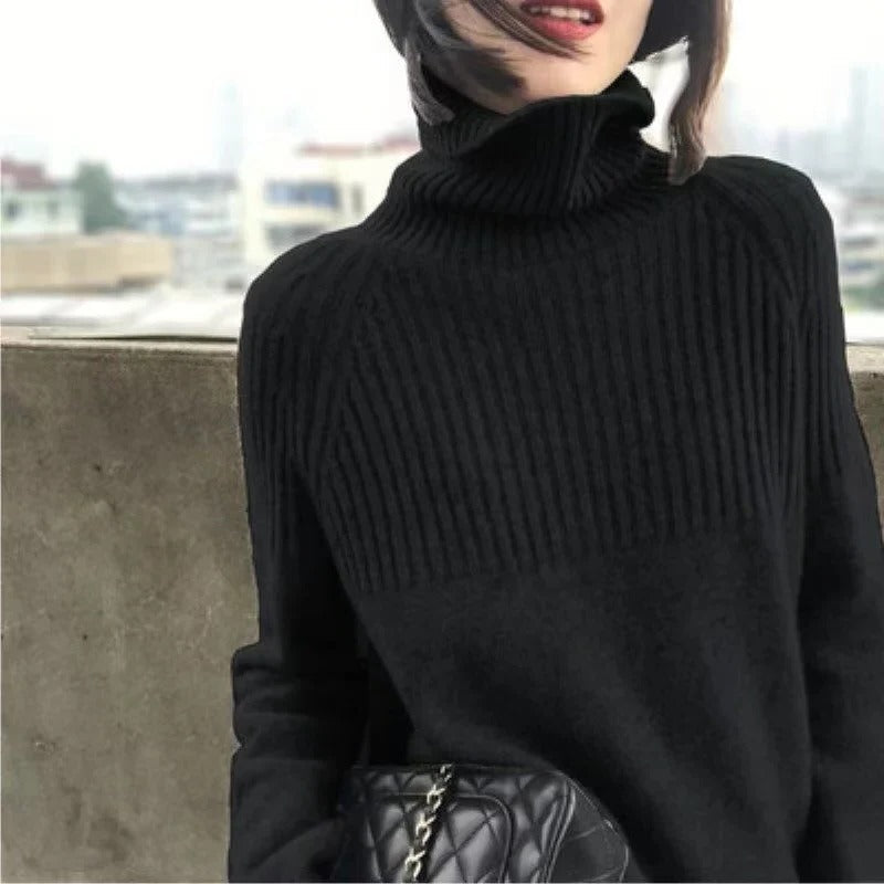 Luxurious Cashmere Turtleneck Sweater for Women