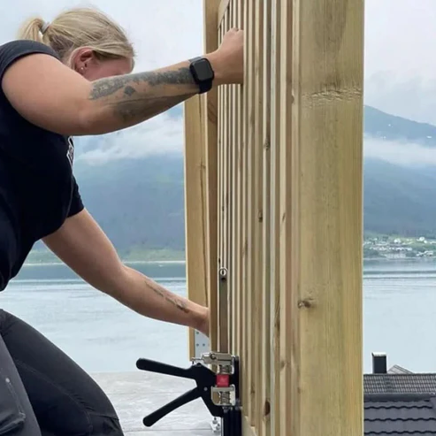 Effortless Lift | Versatile Hand Jack for Every Task