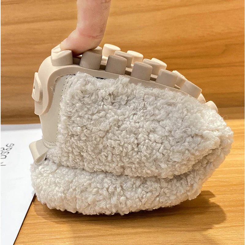 Cozy Comfort Footwear for Home Relaxation