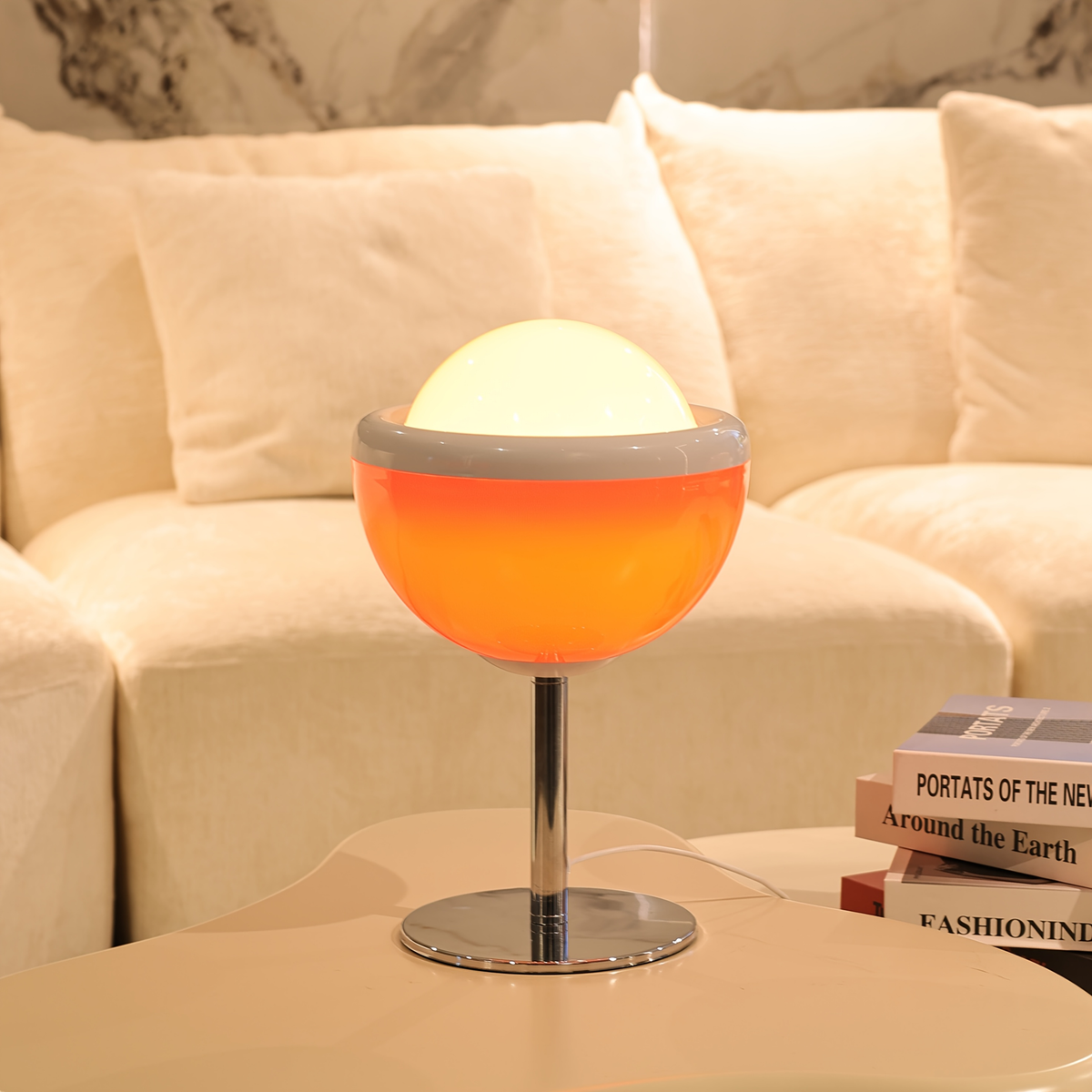 Versatile USB Desk Light with Customizable Brightness and Colors