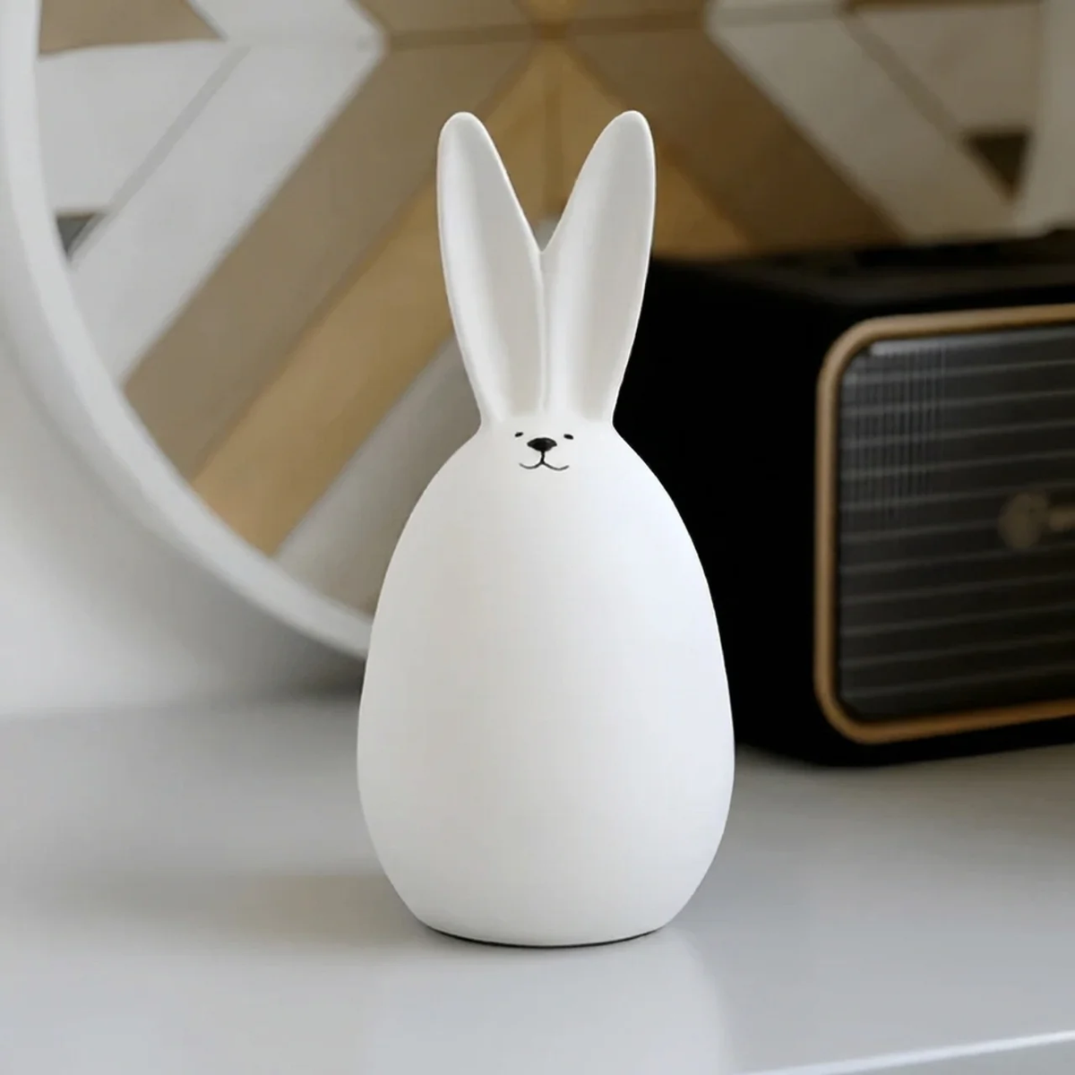 Elegantly Simple Ceramic Rabbit Figurine for Home Decor