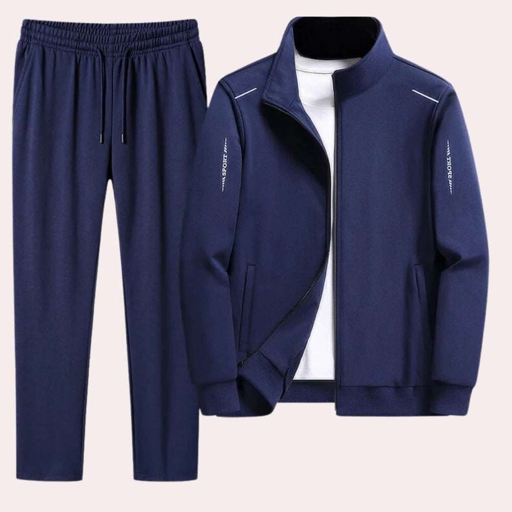 Stylish Men's Athletic Ensemble for Everyday Comfort