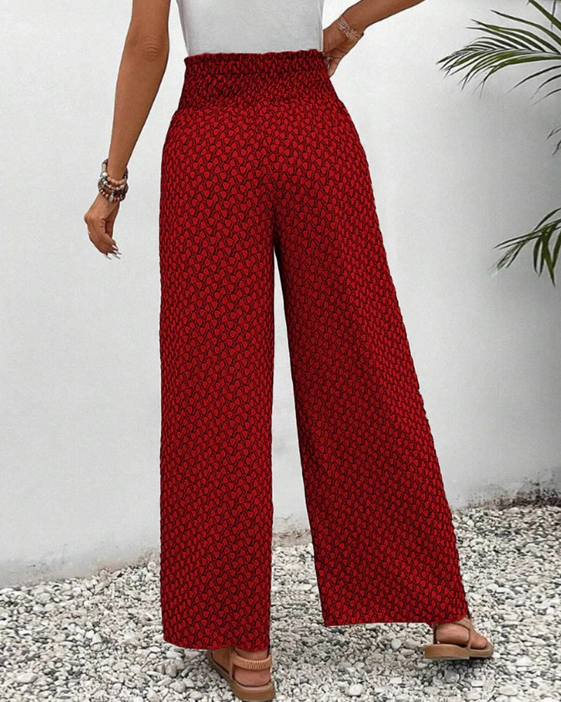 Chic Modern Trousers with Geometric Design