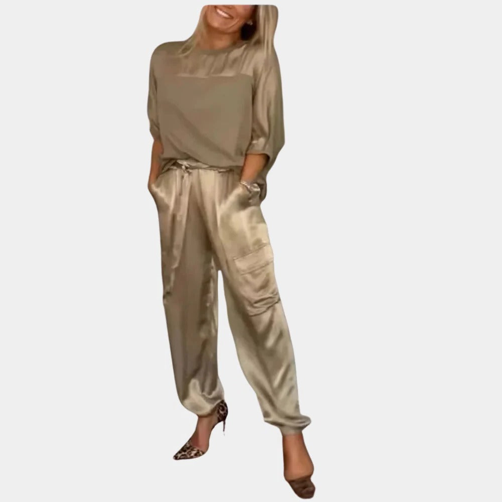 Chic Two-Piece Women's Ensemble for Everyday Style