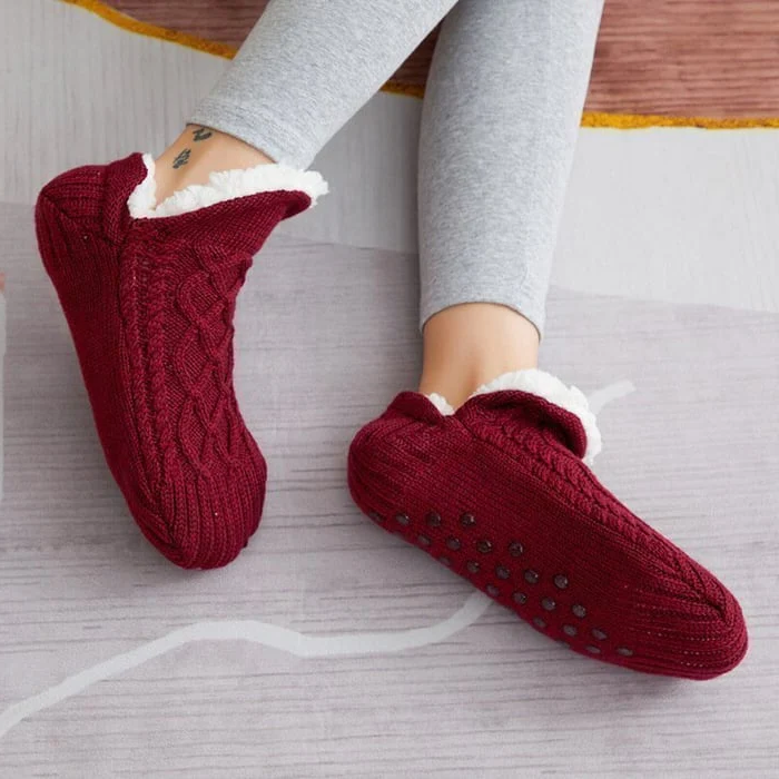 Cozy Non-Slip Thermal House Socks for Winter Comfort
