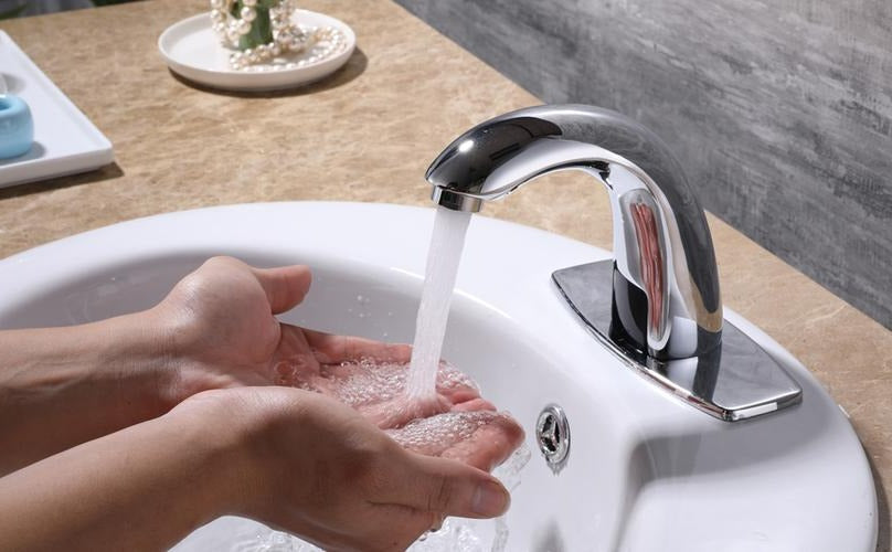 Smart Sensor Faucet for Effortless Handwashing