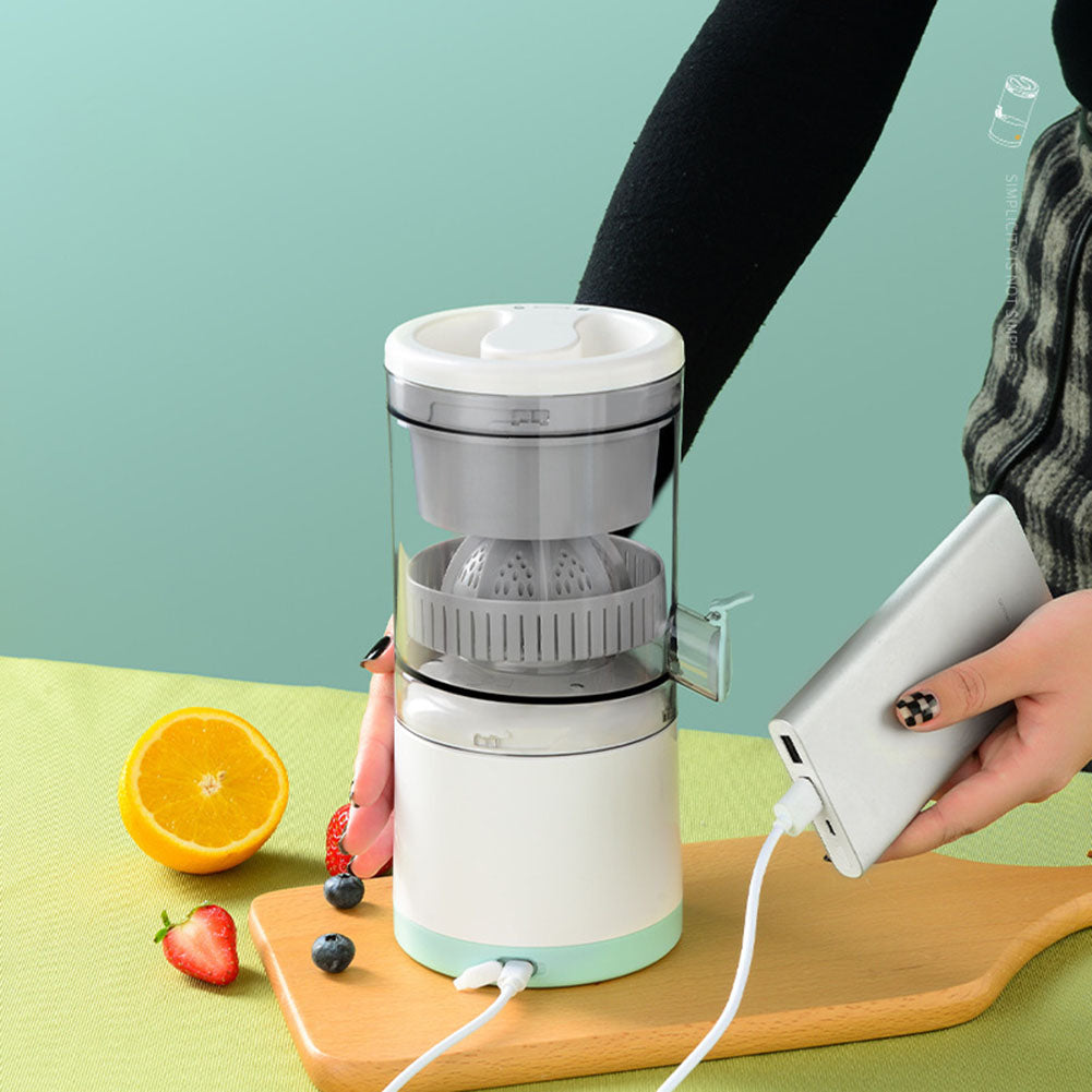 Compact USB Rechargeable Juice Maker for On-the-Go Freshness