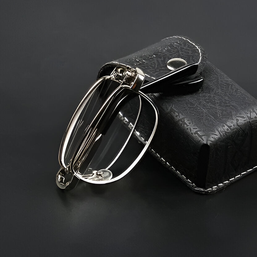 Sleek Portable Reading Specs for On-the-Go Clarity