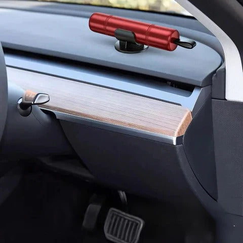 Emergency Vehicle Escape Tool for Quick Exits